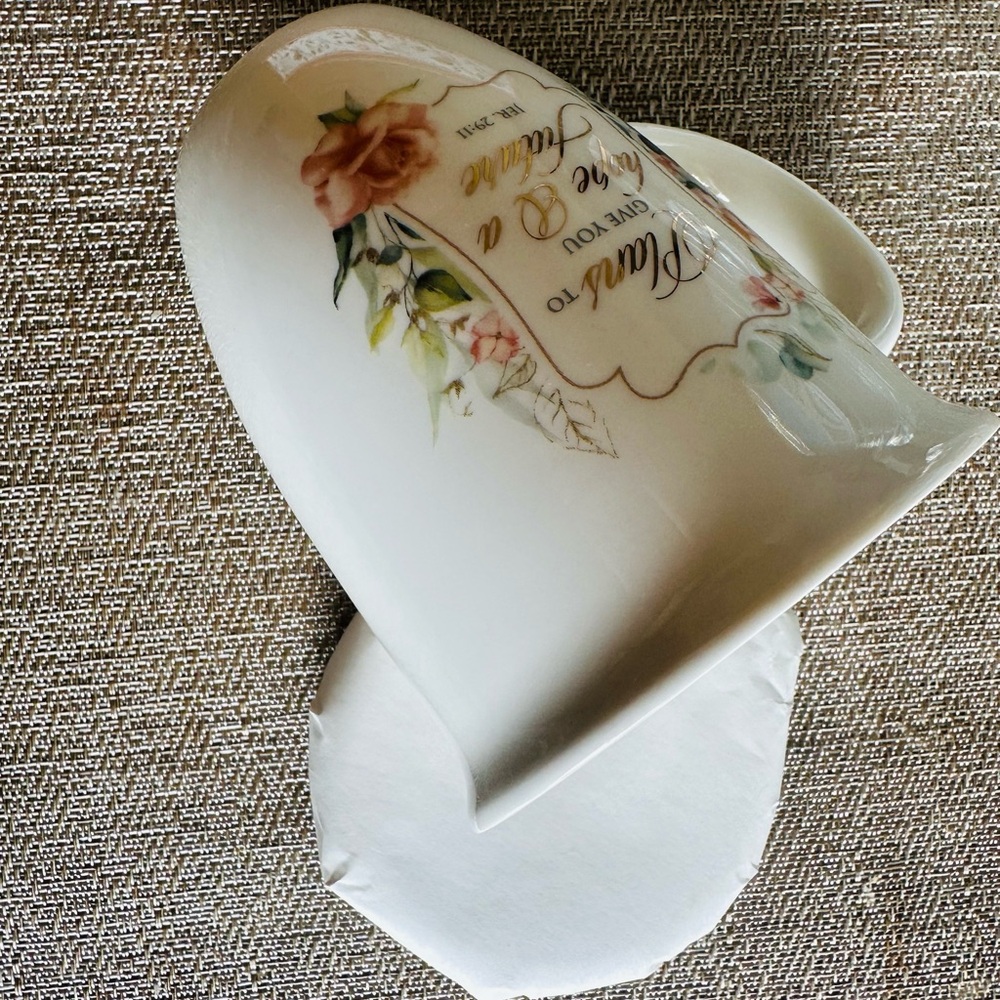 Floral Pink Ceramic Mug with Lid - Inspirational Scripture Design - Picture 7 of 8
